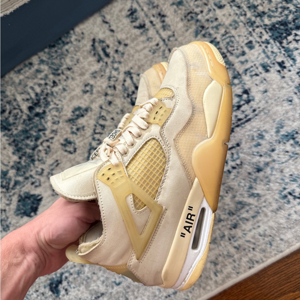 Off white x Nike Jordan 4